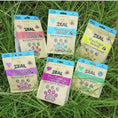 Load image into Gallery viewer, ZEAL Freeze Dried Chicken & Lamb Morsels treats, ideal for training cats and dogs."
